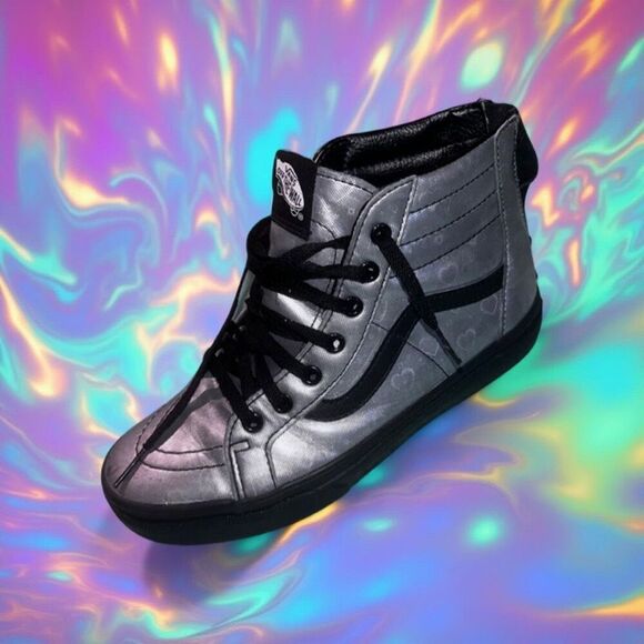 Kids Unisex Vans SK8-HI 'IRIDESCENT Silver Hearts Sneakers Size 4.5 - Picture 1 of 8